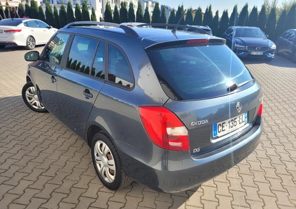 Skoda Fabia cena 15900 przebieg: 146000, rok produkcji 2014 z Ostrzeszów małe 16